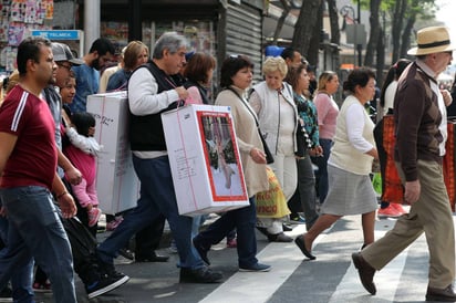 Inflación por las nubes. Pide el CEESP corregir los desequilibrios inflacionarios. (ARCHIVO)