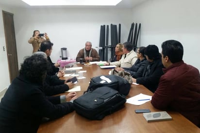 Reunión. Dependencias de Salud y Educación buscan estrategias de prevención de embarazos y enfermedades en estudiantes. (EL SIGLO DE TORREÓN)