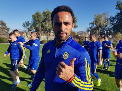 Enrique Esqueda en un entrenamiento del Arka Gdynia. (TWITTER)