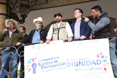 Acto. Los coordinadores de la caravana no pudieron concretar el evento en la Plaza de Armas de la ciudad. (JESÚS GALINDO)