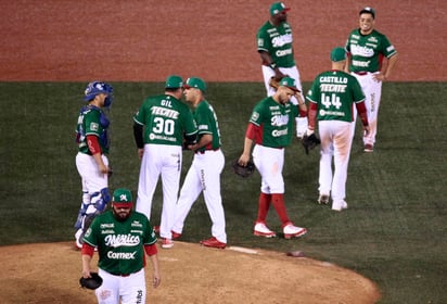 Édgar González, pitcher abridor de México durante la Serie del Caribe en el estadio Charros. (Jam Media)