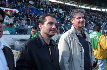 Carlos Ahumada en su visita al Estadio Corona al convertirse en socio mayoritario de Santos Laguna. (ARCHIVO)