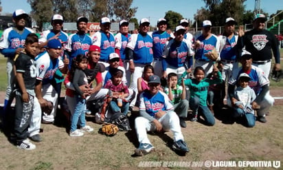 Los ahora monarcas del Segundo Grupo, gozaron de su título. Se corona La Amistad - Sideapa en GP