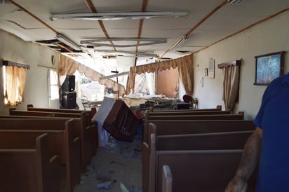 Daños graves. El edificio del templo cristiano quedó prácticamente destrozado por la explosión. (EL SIGLO DE TORREÓN)