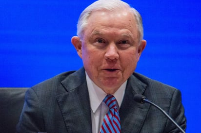 Sessions afirmó que 'el FBI (Buró Federal de Investigaciones) junto con nuestros socios estatales y locales debemos actuar sin fallos para prevenir todos los ataques'. (ARCHIVO)