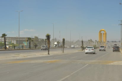 Para hoy se espera un incremento en la velocidad del viento de entre 35 a 40 kilómetros por hora lo que ocasionará la primera tolvanera del año. (ARCHIVO)