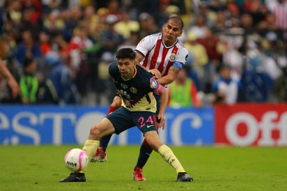 Chivas y América chocarán este sábado en Guadalajara. (Archivo)