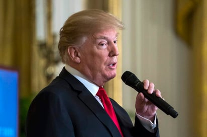 Trump anunció ayer jueves que firmará 'la próxima semana' aranceles del 25 % a las importaciones de acero y del 10 % a las de aluminio de algunos países, y que estarán en vigor 'por un largo período de tiempo'. (ARCHIVO)