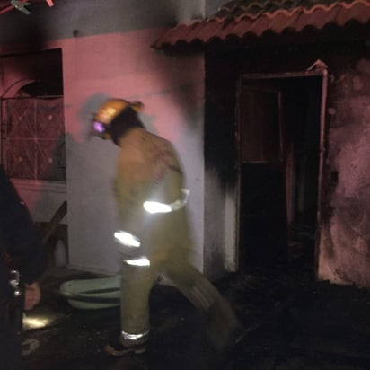 Alerta. El menor de 16 intentó suicidarse con un cable de luz que ocasionó el incendio. (EL SIGLO DE TORREÓN) 