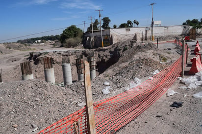 Provisional. La SCT informó que en 10 días se reabrirá el paso provisional. (EL SIGLO DE TORREÓN)