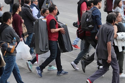 La percepción de las familias sobre su situación económica y del país retrocedió en febrero pasado, con lo que acumula tres meses consecutivos a la baja, de acuerdo con los resultados más recientes de la Encuesta Nacional de Confianza del Consumidor. (ARCHIVO)