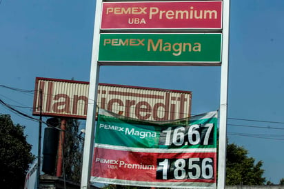 Durante el segundo mes del año la inflación fue impulsada por las alzas en los precios de las gasolinas, el huevo y el pollo principalmente, las cuales se vieron contrarrestadas por la baja en gas LP, jitomate, cebolla y chile (efecto pico de gallo) entre otros productos, de acuerdo con los datos dados a conocer por el Instituto Nacional de Estadística y Geografía. (ARCHIVO)