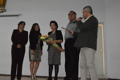 La economista y especialista en comercio internacional tuvo una pausa en su agenda laboral desde el fin de semana pasado, decidió regresar a la Comarca Lagunera para visitar a seres queridos y realizar actividades en Torreón y San Pedro. (EL SIGLO DE TORREÓN)