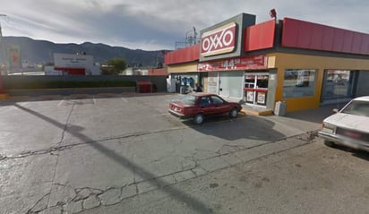 Un feto fue localizado en un contenedor de basura junto a una tienda de una cadena comercial en una colonia de Saltillo. (ESPECIAL)