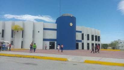 Robo. Despojan a mujer de camioneta en Lerdo; la afectada ya puso su denuncia en la Vicefiscalía. (EL SIGLO DE TORREÓN)