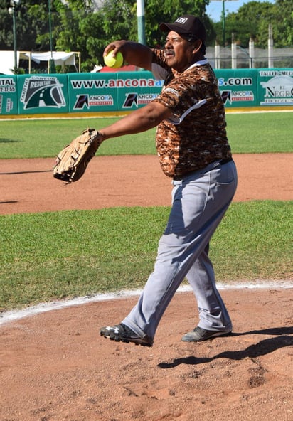 Tremendo duelo de pitcheo en la jornada anterior de la Liga Magisterial de Softbol. (Archivo)