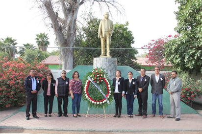 Ceremonia. Alumnos y autoridades participaron en el acto cívico.