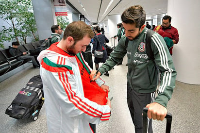 Tanto los jugadores de la Liga MX, como los que juegan en Europa ya están en San José. (Cortesía FMF)