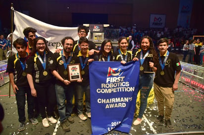 La alianza roja alcanzó esta tarde el mayor puntaje de la competencia, obteniendo así su pase al mundial que se celebrará en Houston, Texas del 18 al 12 de abril. (ERNESTO RAMÍREZ CAMACHO)