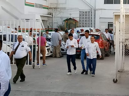 Trabajadores sindicalizados adheridos a la CTM realizaron el paro de labores. (EL SIGLO DE TORREÓN) 