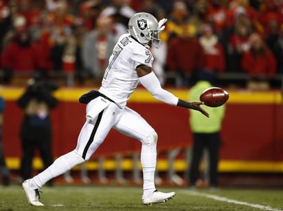 Marquette King jugó sus primeras 6 campañas con Oakland. (Notimex)   