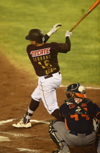 El bateo sigue sin responder ante Tigres; Laguna sólo ha anotado una carrera en dos juegos. (Jesús Galindo)   