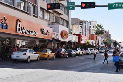 Permisos. El Municipio proyecta otorgar una licencia temporal de funcionamiento a diversos giros de negocios que demoran hasta dos meses en reunir todos los requisitos y revisiones. 