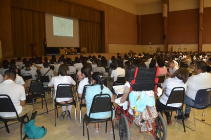 Presentación. En este evento se abordan temas de interés para empresas, emprendedores, universidades y asociaciones civiles. (ANGÉLICA SANDOVAL)