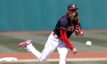 Mike Clevinger permitió sólo dos imparables ante Orioles. (AP)