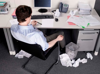 Es importante llegar al fin de la jornada laboral menos cansado, agotado y con menos estrés para contribuir a una salud laboral óptima que permita ser más eficiente y feliz. (ARCHIVO)