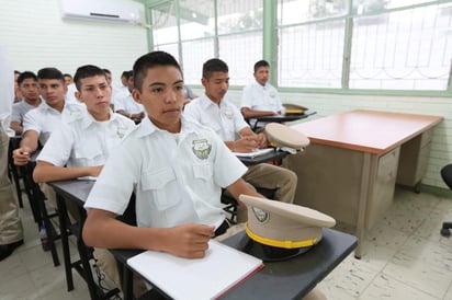 Luego de transcurrir ocho meses desde su apertura, los 93 alumnos inscritos en la primera generación, no han abandonado sus estudios. (CORTESÍA)