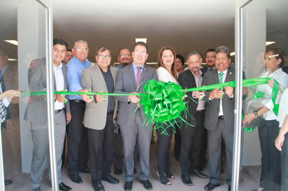 Cambios. Realizan inauguración de sala audiovisual y nombran nuevo director en la Facultad de Ciencias Biológicas. (EL SIGLO DE TORREÓN) 