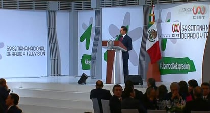 El presidente destacó que 'gracias a la confianza los niveles de inversión han superado más 170 mil millones' de inversión extranjera directa. (TWITTER)