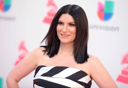 Pausini recordó su primera visita a México y el miedo que la invadió por presentarse ante los medios y el público, con un dominio casi nulo del español y sin ninguna expectativa de convertirse en famosa. (ARCHIVO)