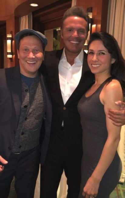 Rob Schneider presumió en redes sociales su fanatismo por el cantante Luis Miguel. (ESPECIAL)