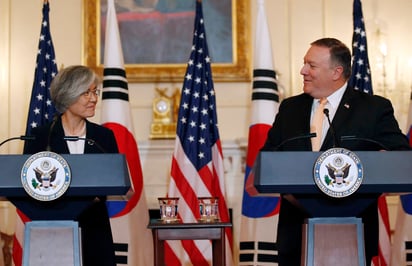 Tanto Kang como Pompeo reiteraron que su objetivo es conseguir una desnuclearización 'completa, verificable e irreversible' de la península norcoreana. (AP)