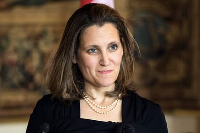 'No se lo merecen. Canadá está con el pueblo de Venezuela y la región, a medida que se enfrentan a la magnitud de esta difícil crisis', añadió Freeland. (ARCHIVO)