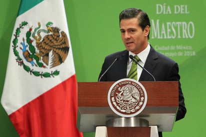 'La reforma se inscribe en valores que han sido centrales en el desarrollo de la educación de México: ética profesional, mérito académico, equidad al dar acceso a todos los alumnos a una mejor formación', indicó en el marco de la ceremonia oficial por el Día del Maestro. (NOTIMEX)