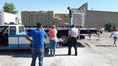 Denuncian. Durante la semana anterior se realizaron dos entregas de material para construcción en el Auditorio Santiago V. González. (RENÉ ARELLANO / EL SIGLO DE TORREÓN)