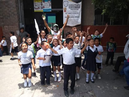 El ambiente guerrero se vivió en las escuelas de La Laguna. (EL SIGLO DE TORREÓN) 