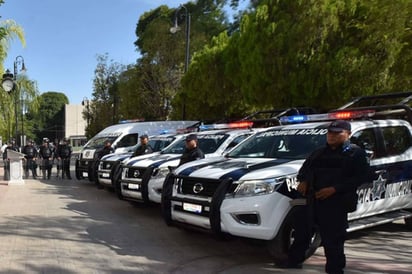 Listos. Estarán vigilando a distancia durante las manifestaciones de apoyo al Santos Laguna. (EL SIGLO DE TORREÓN) 