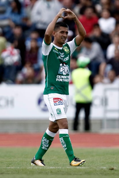 El jugador proveniente del León llega a La Noria para reforzar al equipo de cara al Apertura 2018, torneo donde ya tendrán en su dirección deportiva a Ricardo Peláez y jugarán como locales en el Estadio Azteca. (ARCHIVO)