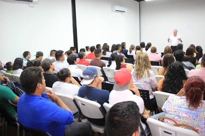 Propuesta. El candidato Jorge Zermeño propuso la creación de un municipio limpio. (CORTESÍA)