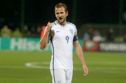 El atacante de Tottenham ha anotado 12 goles en 23 partidos con la selección desde su debut en 2015. (ARCHIVO)