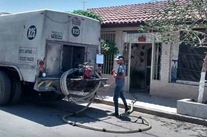 Abastecimiento. Esta misma semana podrían dejar de sufrir desabasto de agua en varias sectores de Gómez Palacio. (EL SIGLO DE TORREÓN)