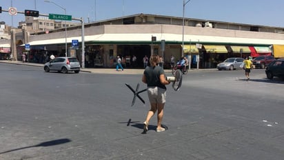 A las 17:20 horas de este martes, el termómetro subió hasta los 44 grados centígrados a la sombra. (EL SIGLO DE TORREÓN)