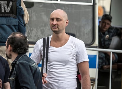 Posición. Arkady Babchenko es un periodista y bloguero ruso que criticó abiertamente el régimen del presidente Vladimir Putin. (AP)