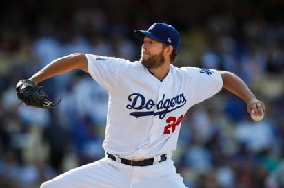 La vuelta de Kershaw, tres veces ganador del Premio Cy Young de la Liga Nacional, al grupo de lesionados, se debe a una tensión en la espalda baja, similar a la que lo tuvo fuera de acción durante cinco semanas la temporada pasada. (ARCHIVO)