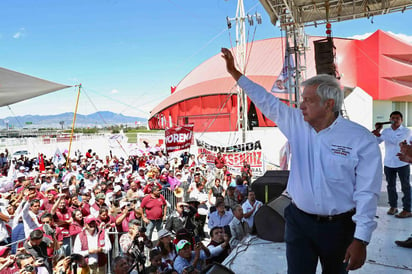 López Obrador cerró con un amor y paz la confrontación con empresarios como Germán Larrea, presidente del Grupo México. (EL UNIVERSAL) 