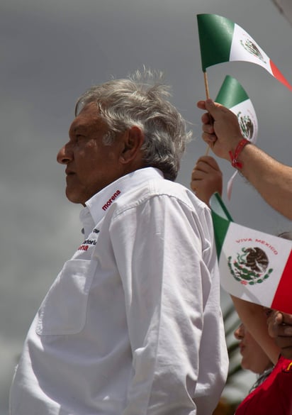 Andrés Manuel López Obrador, candidato presidencial por la coalición Juntos Haremos Historia, afirmó que llega a la reunión con el Consejo Mexicano de Negocios (CMN) muy tranquilo y a decir verdades y hablar con sinceridad. (ARCHIVO)
